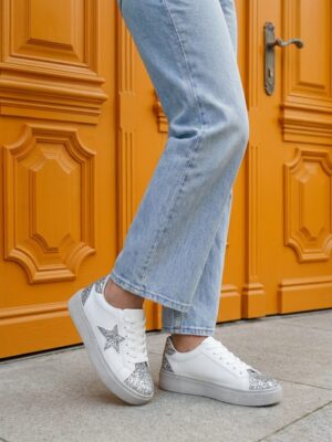 Damskie sneakersy wiązane 24899