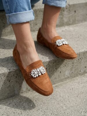 Mokasyny damskie zdobione loafersy